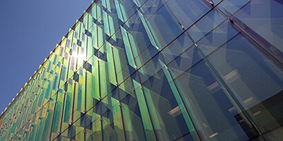 3M™ Dichroic Film for Laminated Glass
