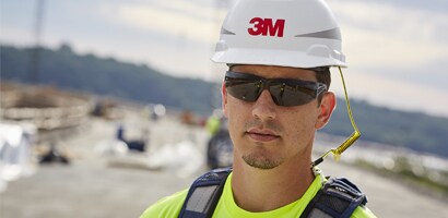Fall protection instructor in 3M hard hat
