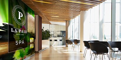 Linen textured 3M overlaminate used in retail space
