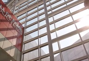 A video demonstrates how 3MTM Sun Control Window Film lets in natural light while redirecting blinding light.
